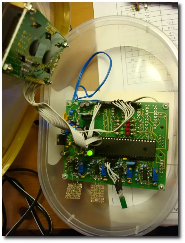 Web ツールまたは Web アプリ µClimaControl をダウンロードする