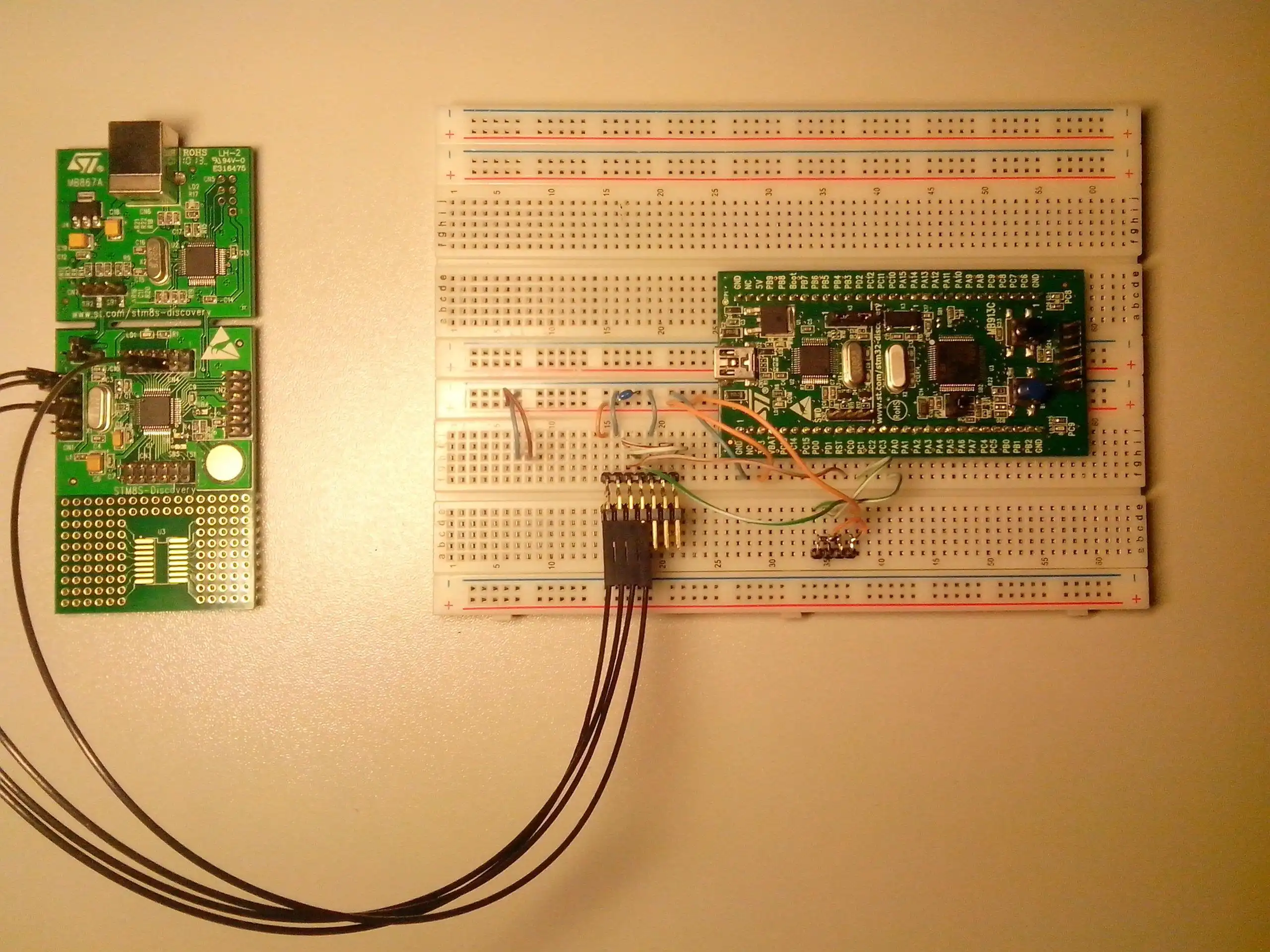 Download web tool or web app STM32F100 to STM8S105 SWIM library to run in Linux online